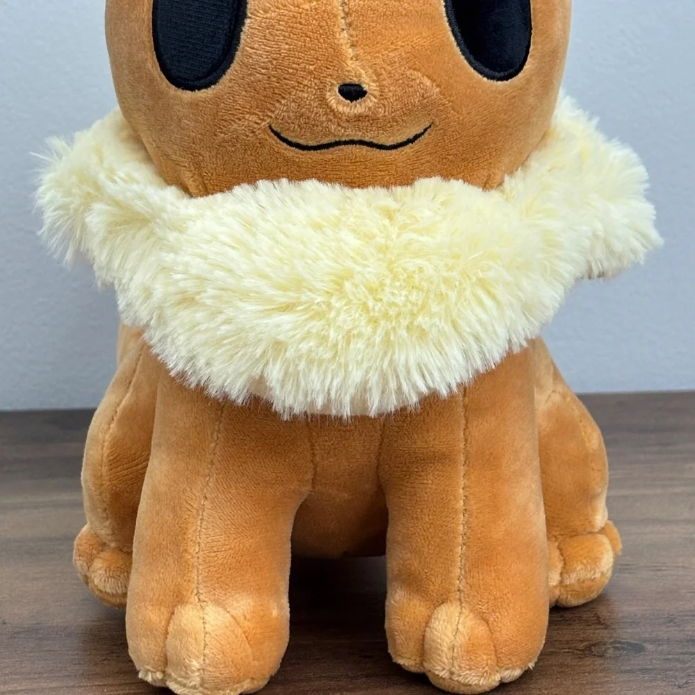 Pokemon Center EEVEE  9.5